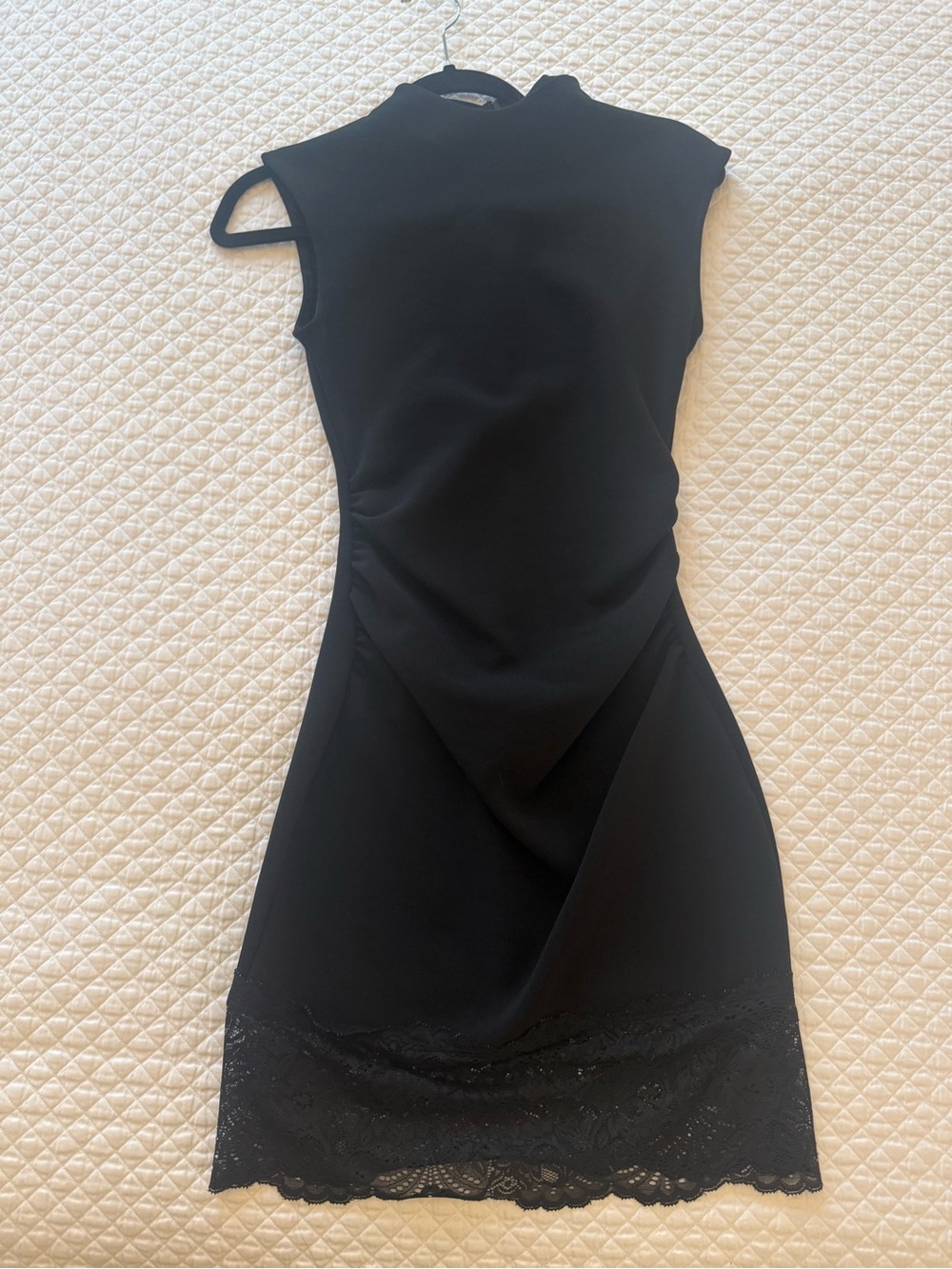 Zara Black Sleeveless Lace Hem Dress